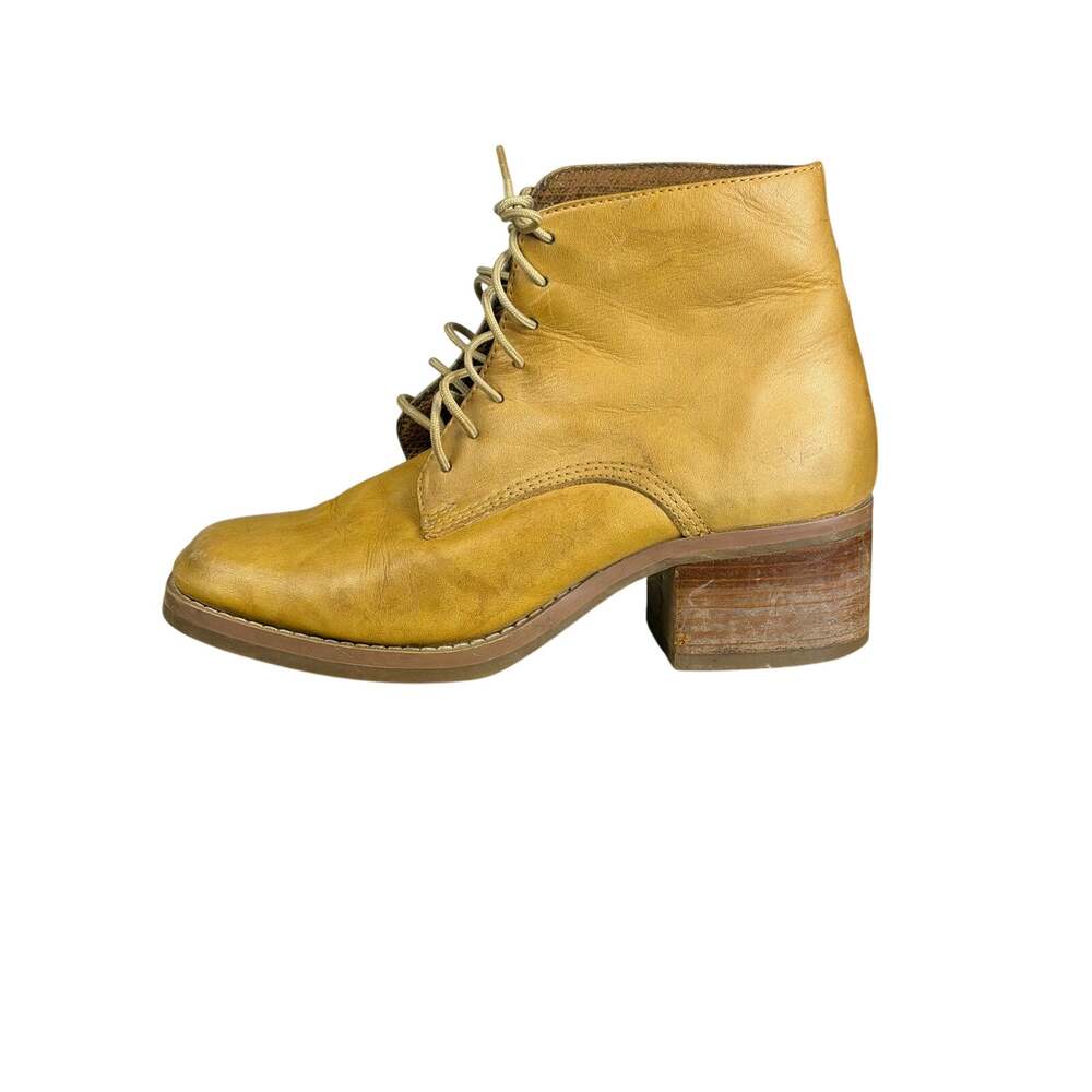 Vintage American Eagle Calvin II Tan Leather Ankle Boots Womens 6.5 Y2K